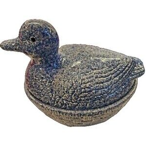 Ceramic Spongeware Duck On Basket Casserole Dish 10"x6"7" 1980s-1990s Taiwan